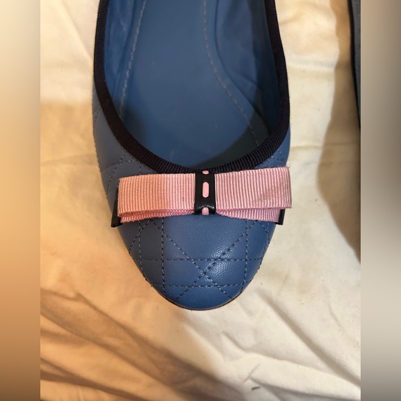 Christian Dior quilted bow flats - Picture 7 of 7